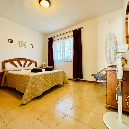Quiet Apartment W Pool In Coral Mar أرونا