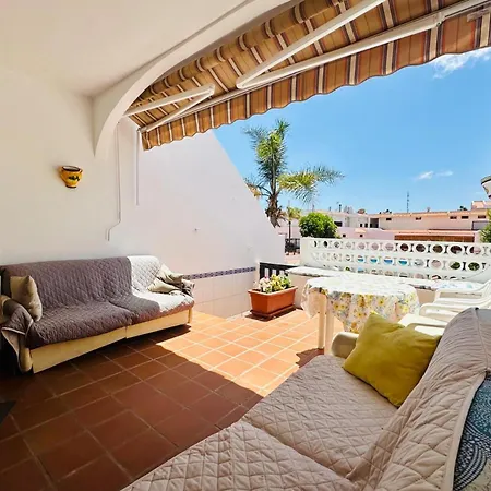 Central Quiet Apartment Big Terrace And Pool アロナ